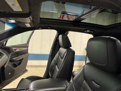 2017 Cadillac XT5 Platinum AWD