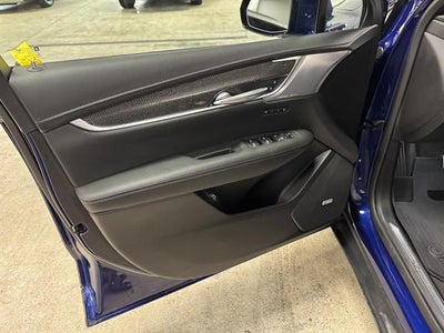 2026 Cadillac XT5 Sport