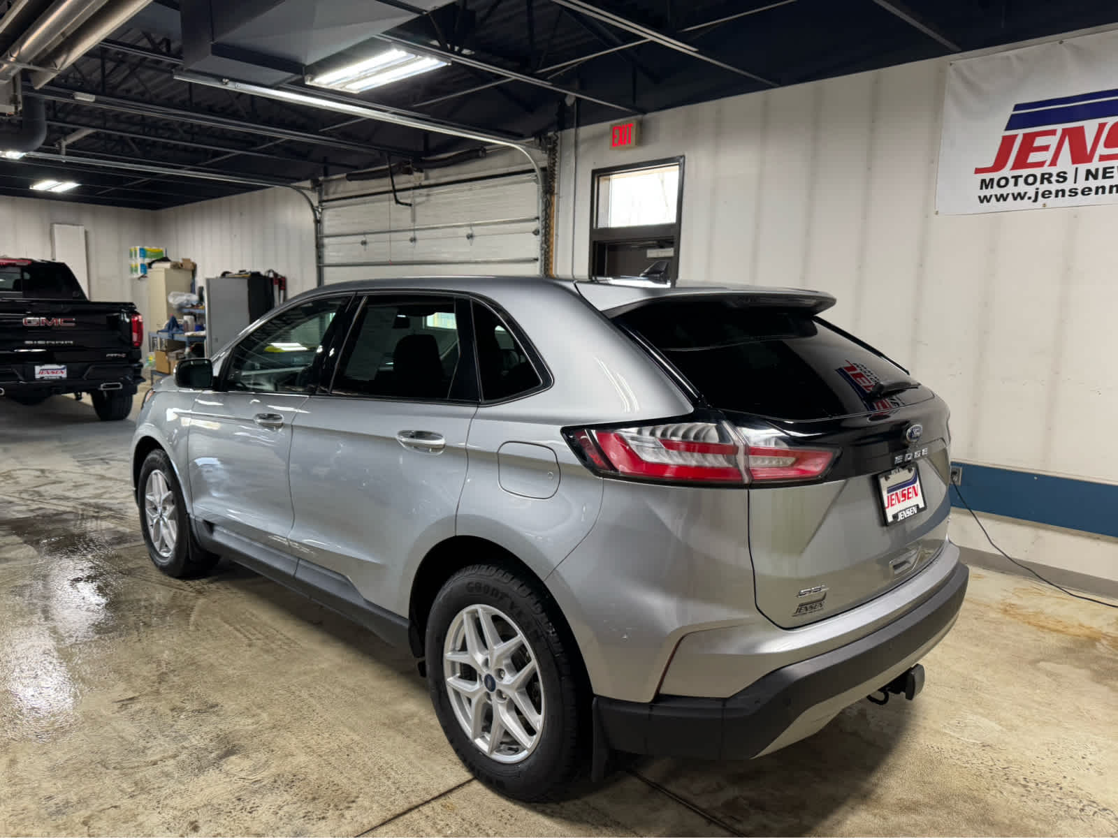 2022 Ford Edge SEL