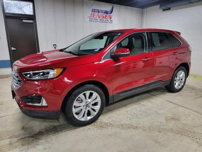 2022 Ford Edge Titanium
