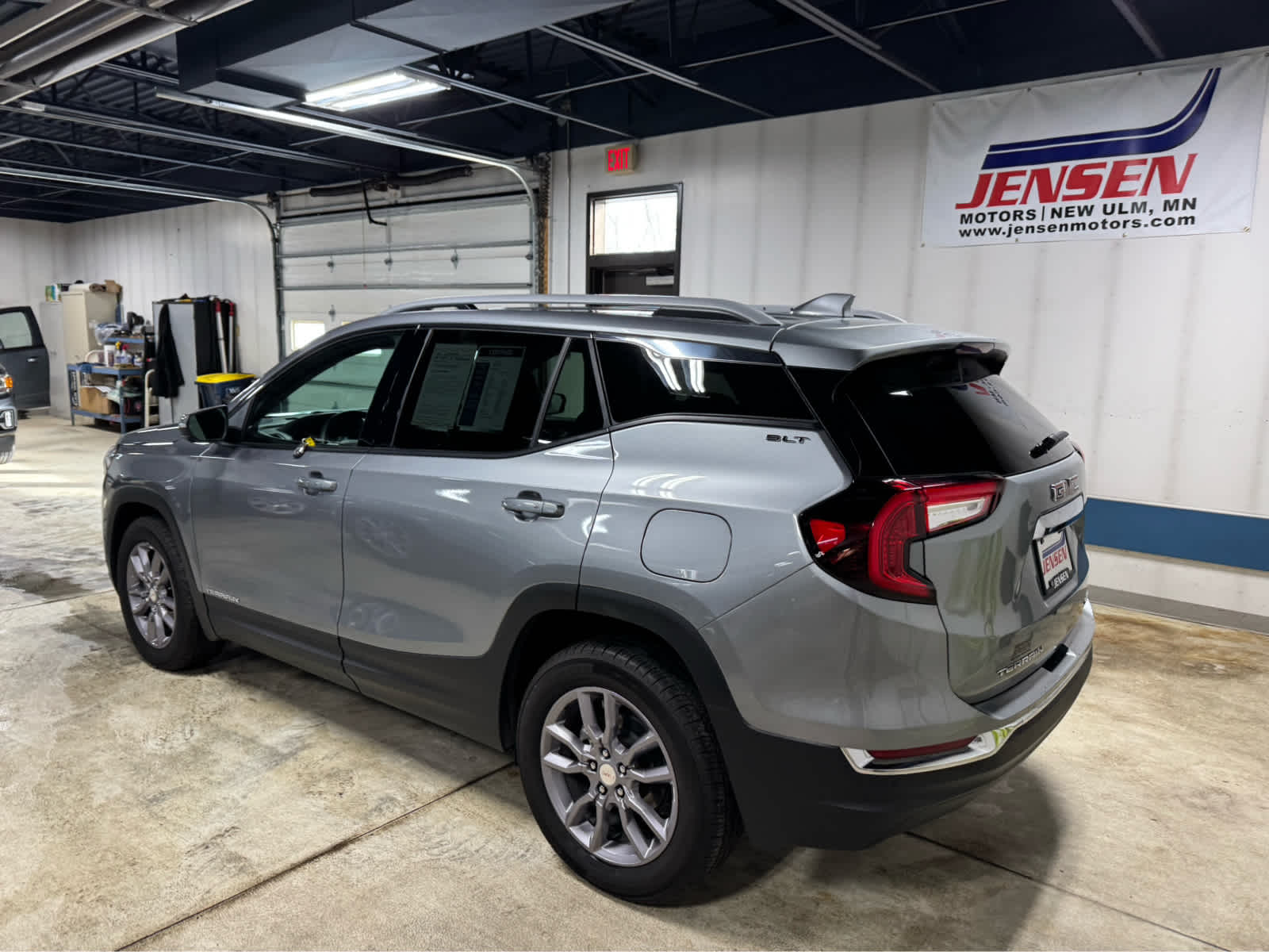 2024 GMC Terrain SLT