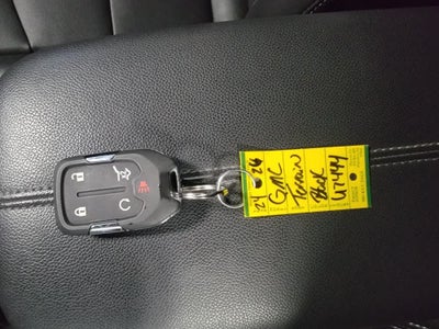 2024 GMC Terrain SLT