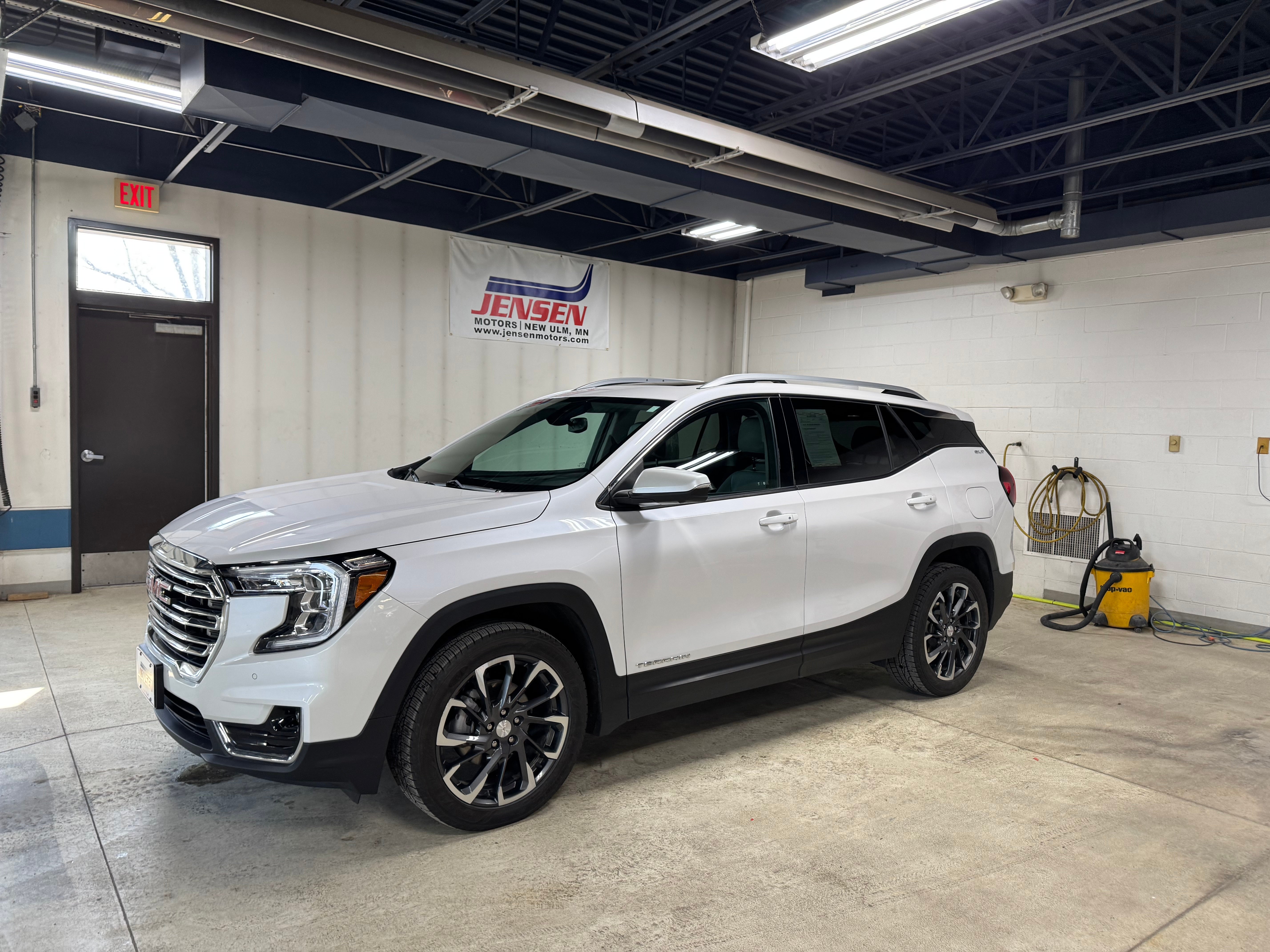 2022 GMC Terrain SLT AWD's photo