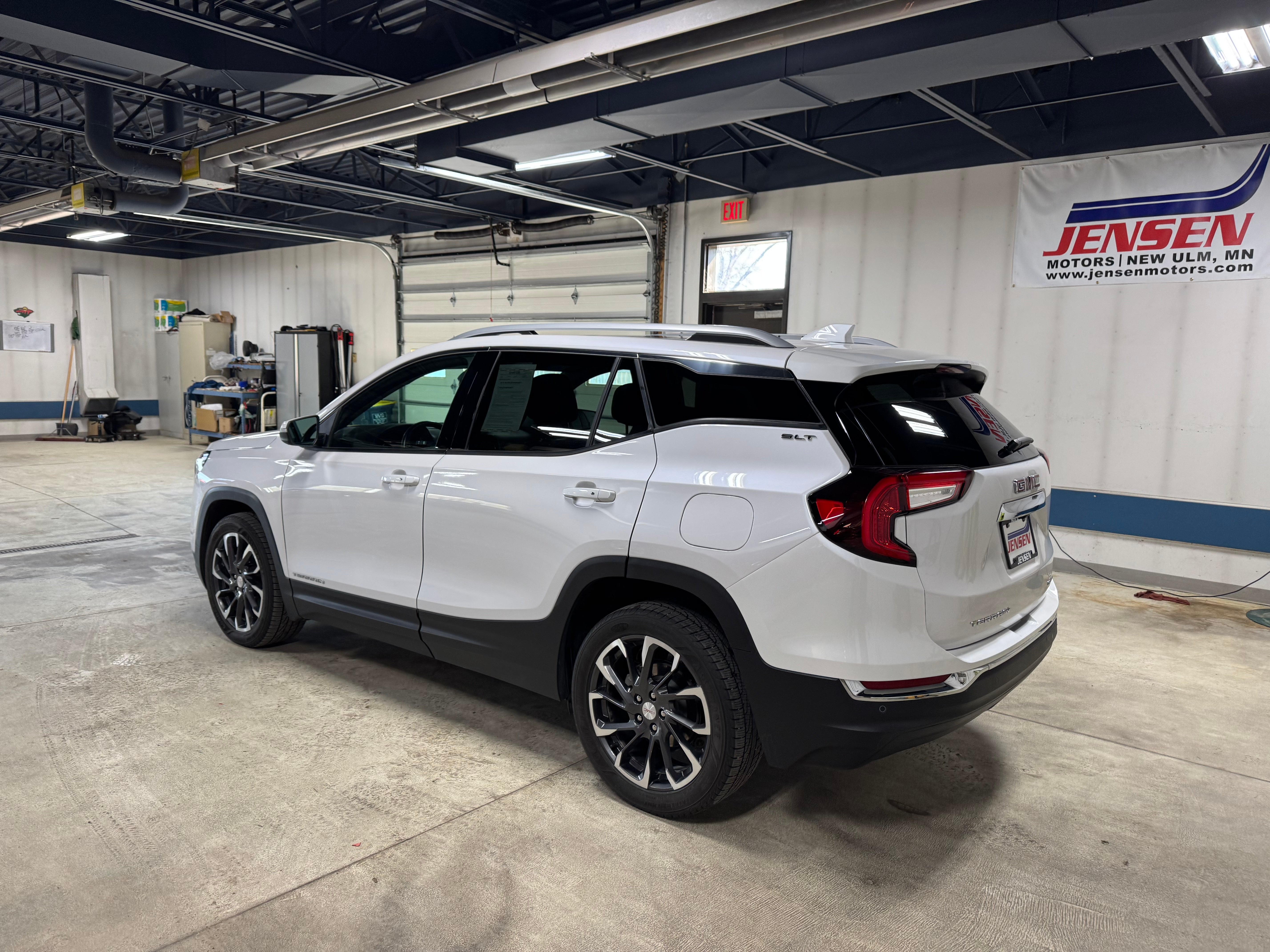 2022 GMC Terrain SLT