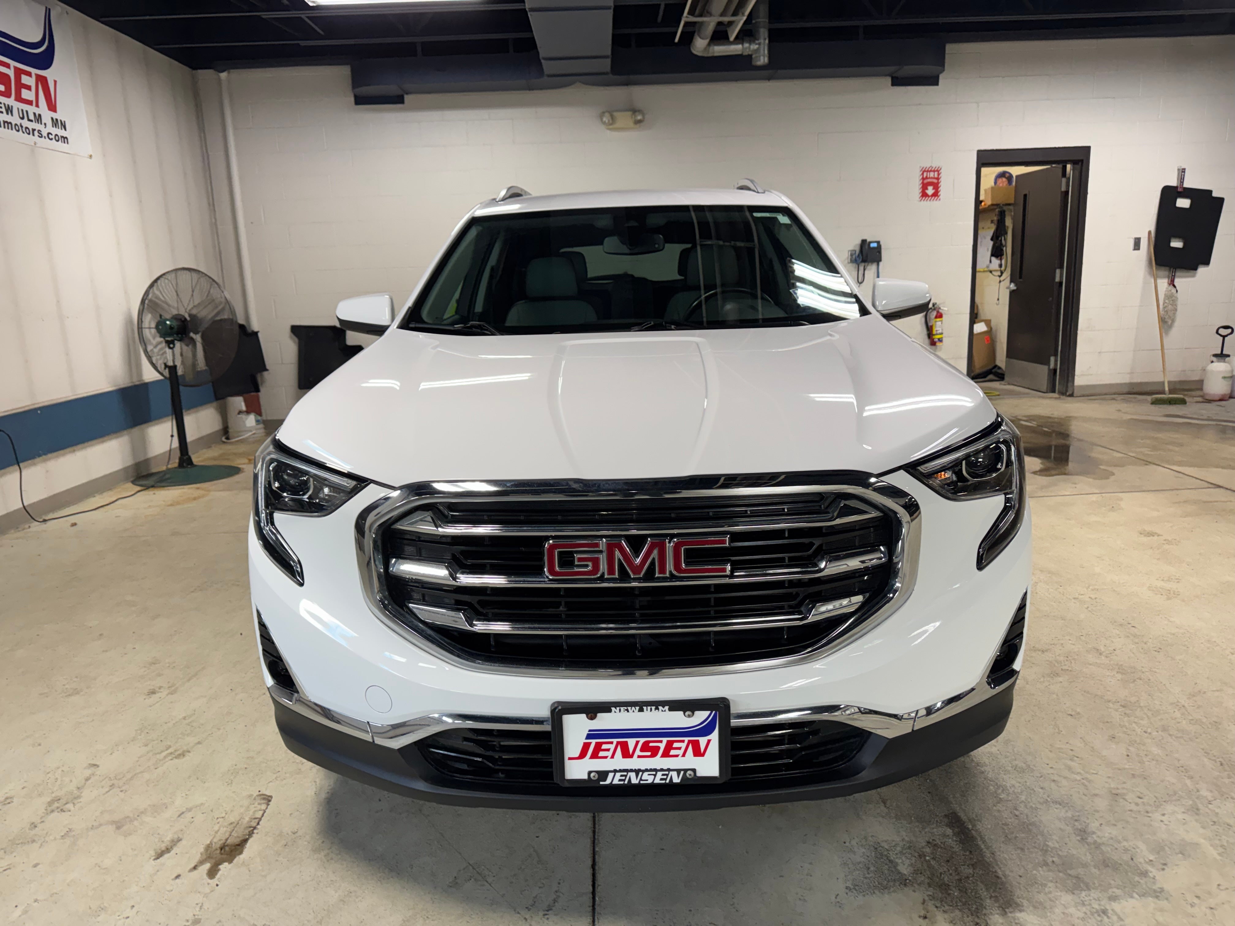 Used 2019 GMC Terrain SLT with VIN 3GKALVEX1KL354151 for sale in New Ulm, Minnesota