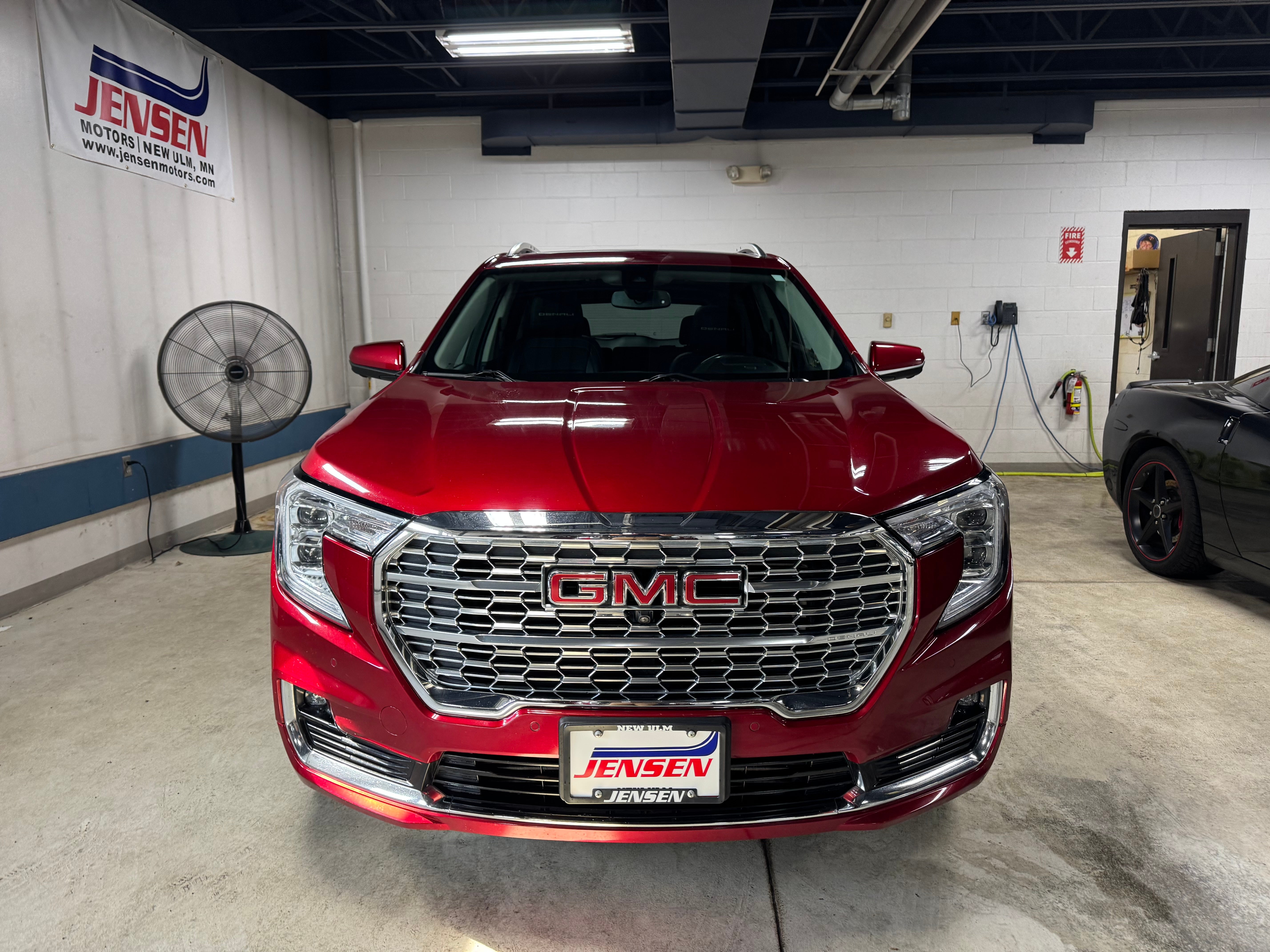 Used 2023 GMC Terrain Denali with VIN 3GKALXEG3PL100122 for sale in New Ulm, Minnesota