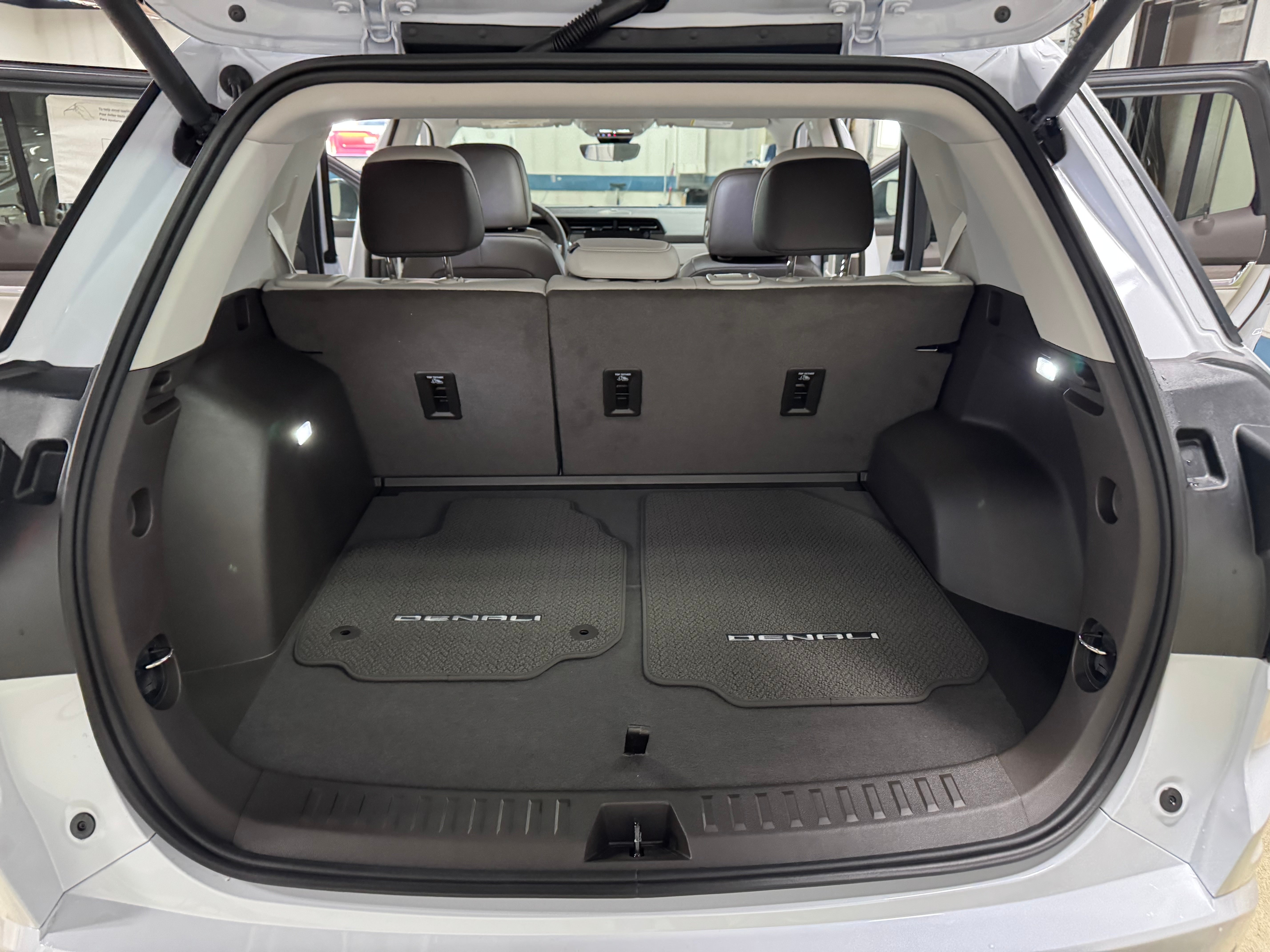 2026 GMC Terrain Denali - Photo 13