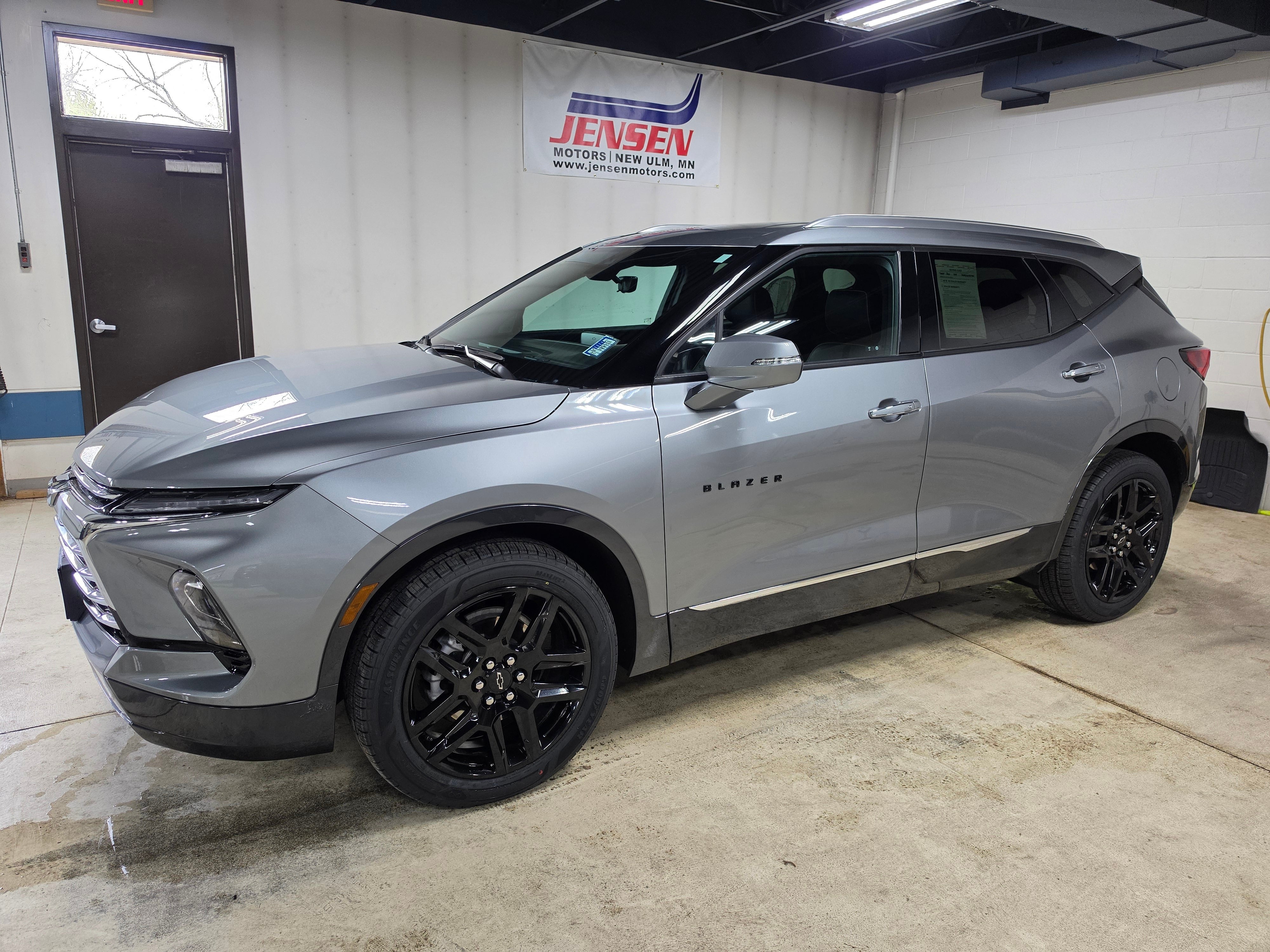 2023 Chevrolet Blazer 2.0T Premier AWD's photo