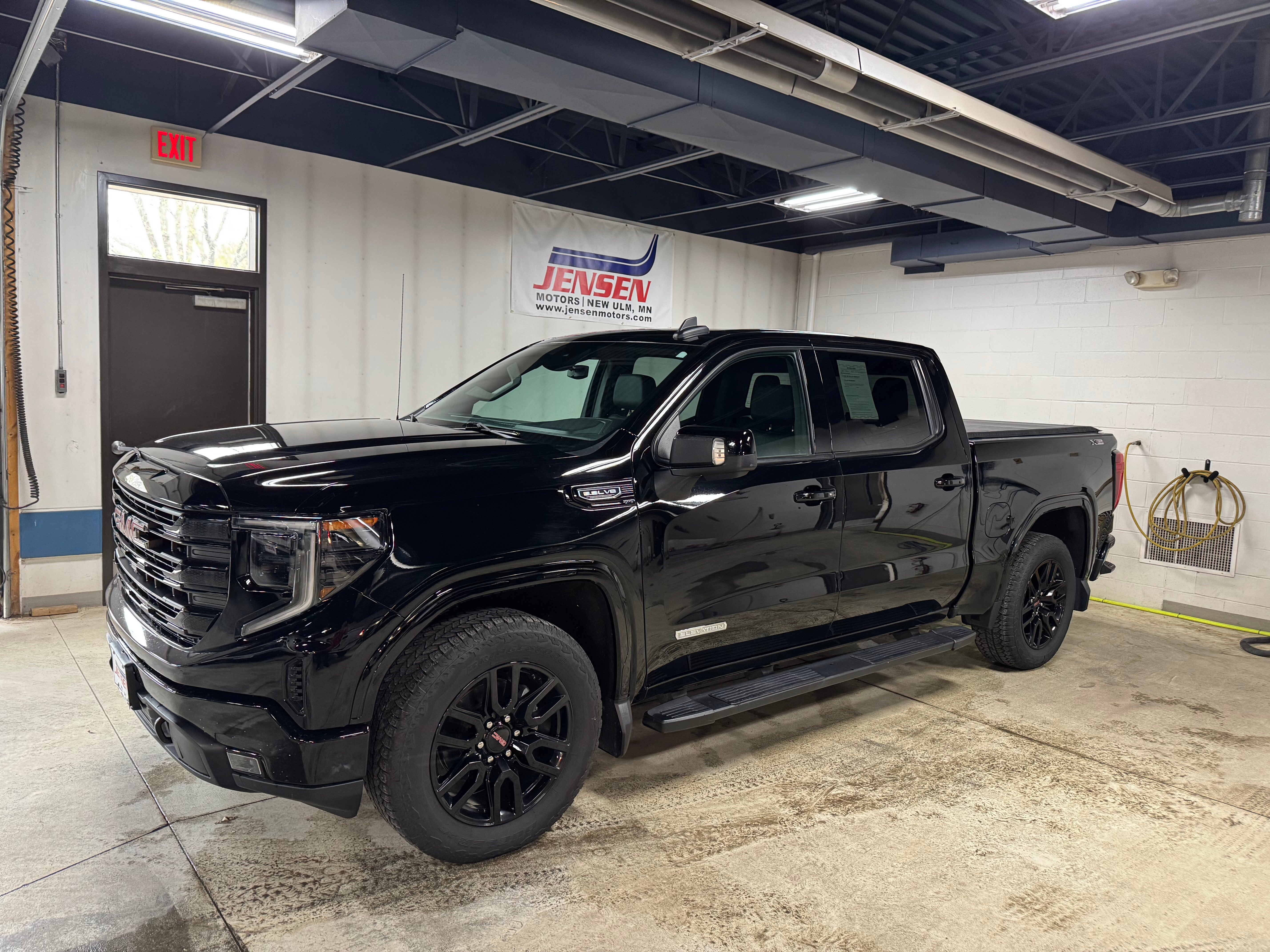 2022 GMC Sierra 1500 Elevation