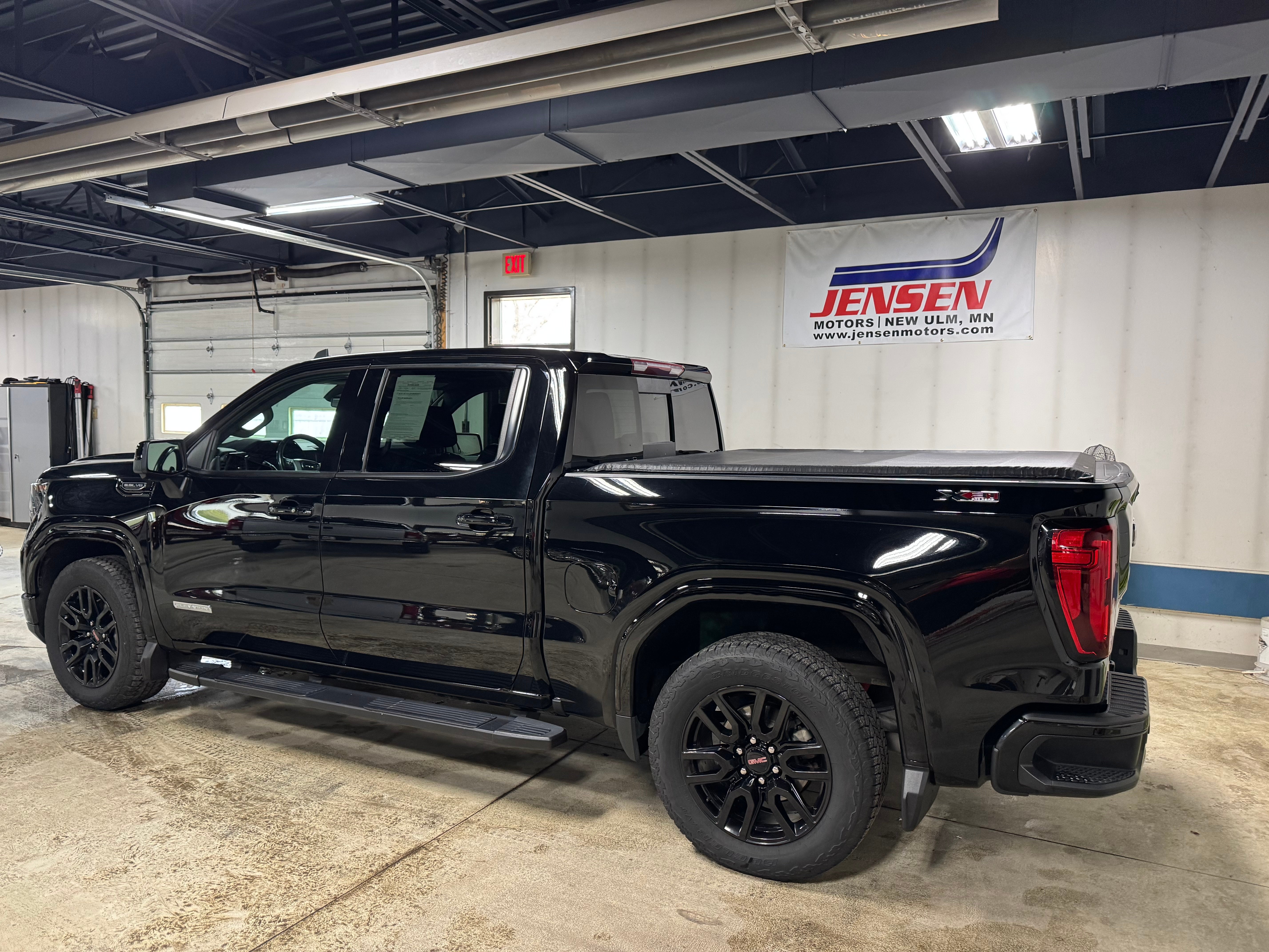 2022 GMC Sierra 1500 Elevation