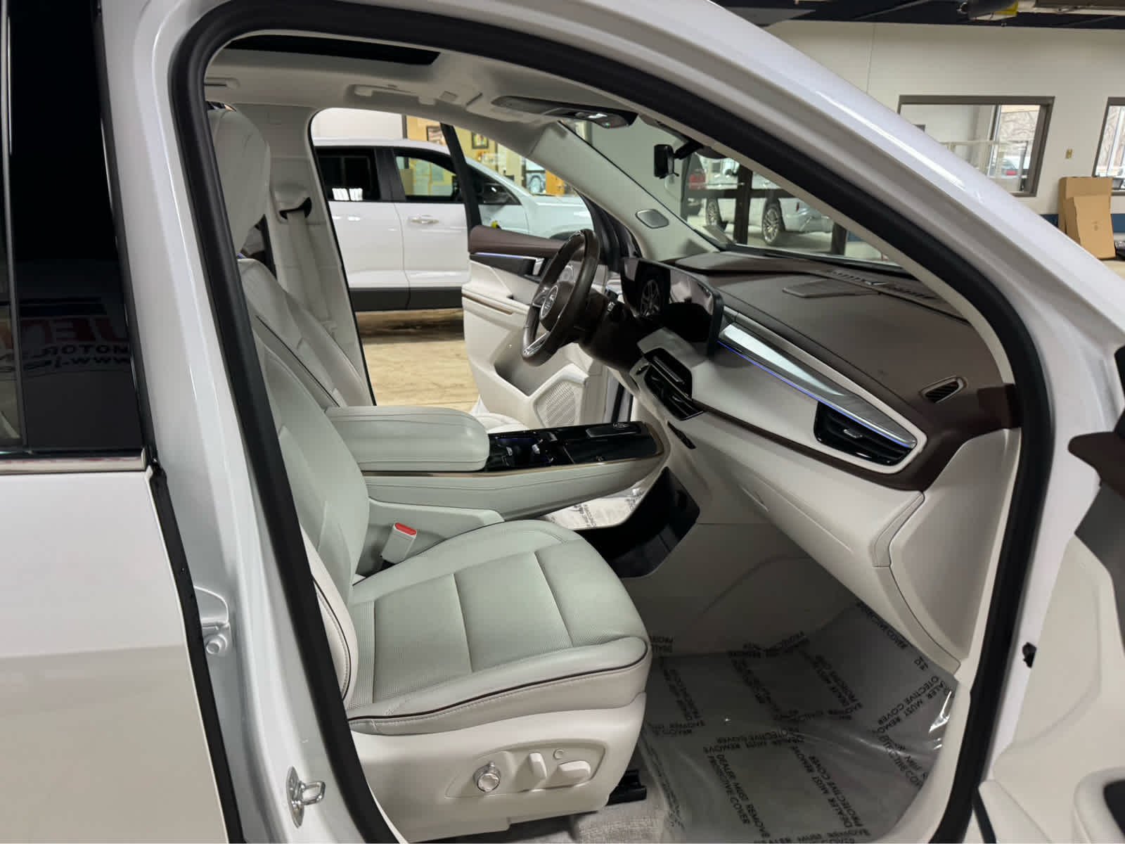 2025 Buick Enclave Avenir