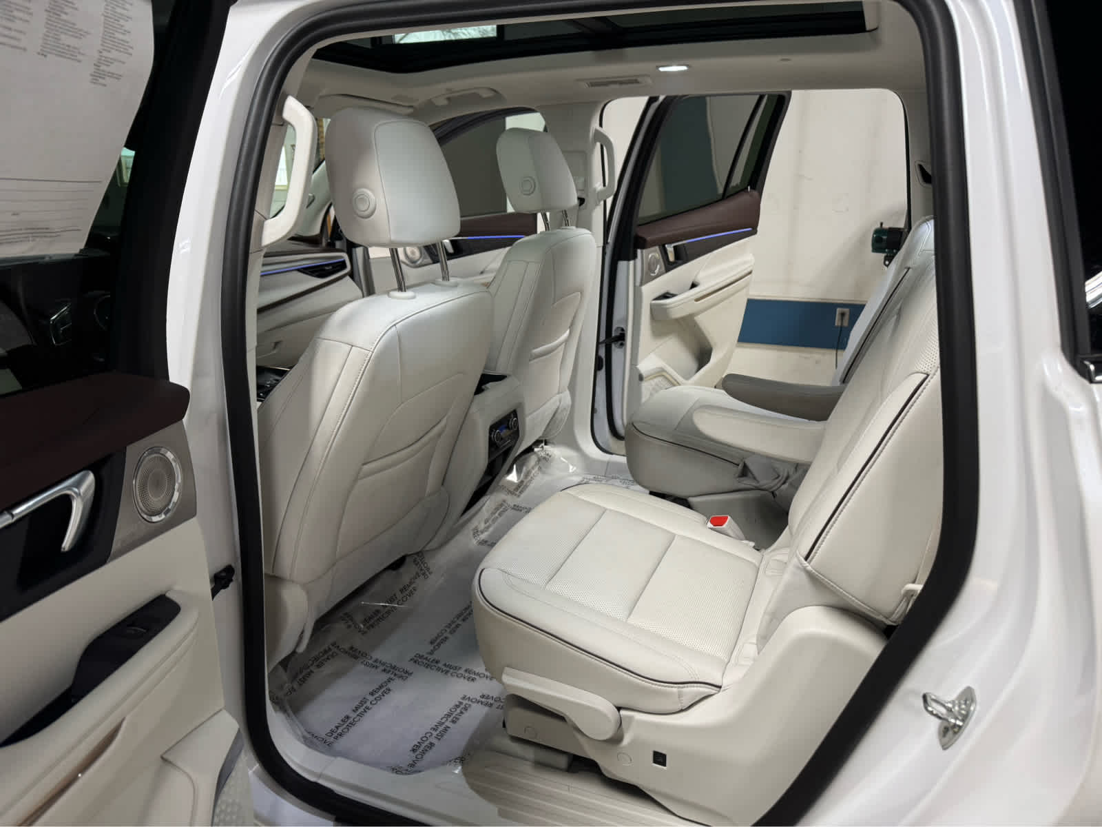 2025 Buick Enclave Avenir