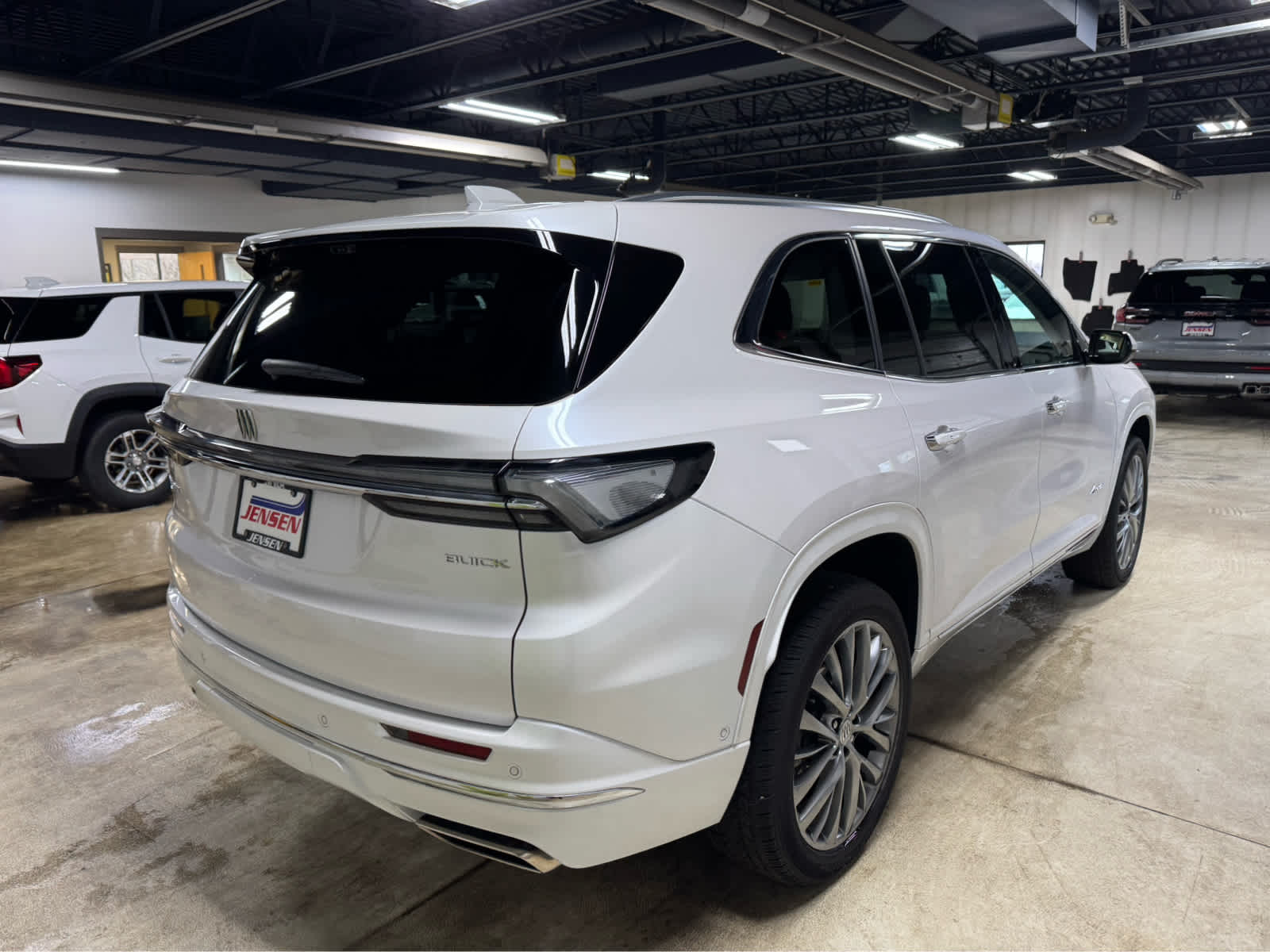 2025 Buick Enclave Avenir