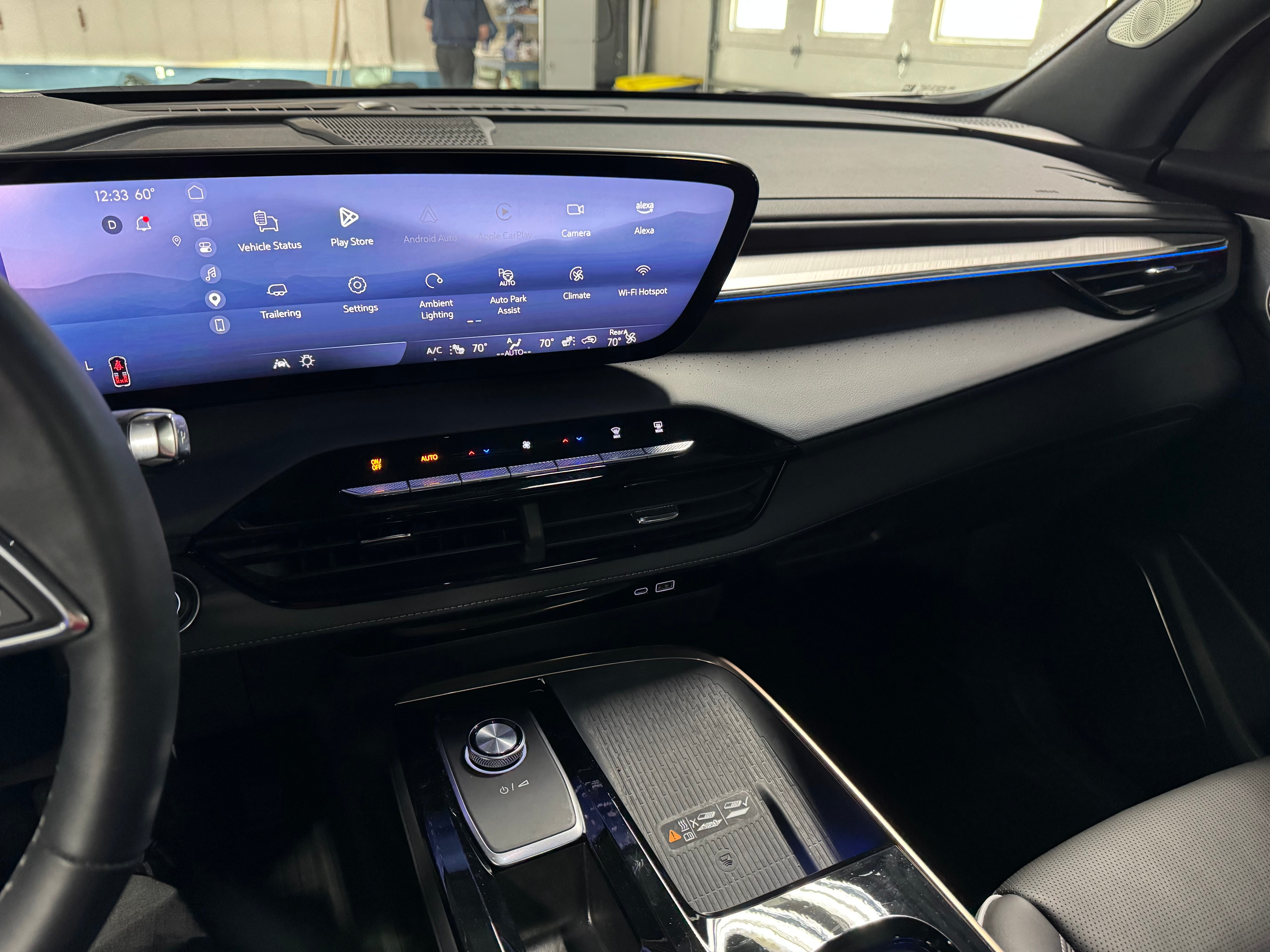 2025 Buick Enclave Avenir