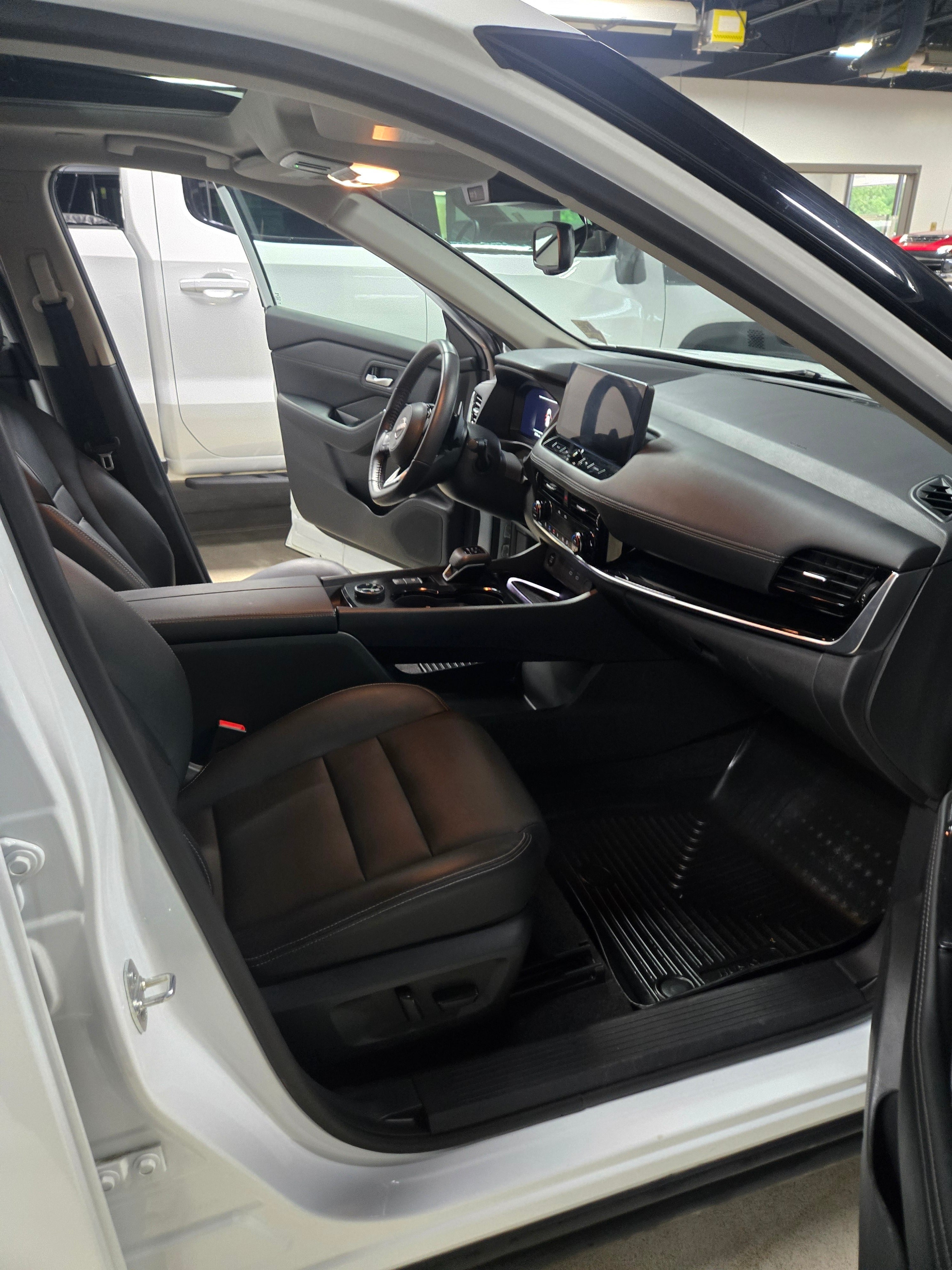 2024 Nissan Rogue SL