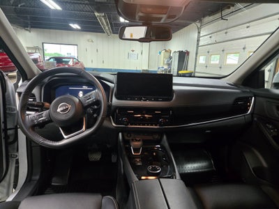 2024 Nissan Rogue SL