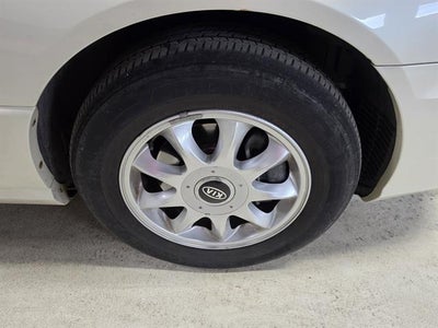 2005 Kia Amanti 4DR SDN AT