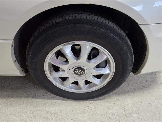 2005 Kia Amanti 4DR SDN AT